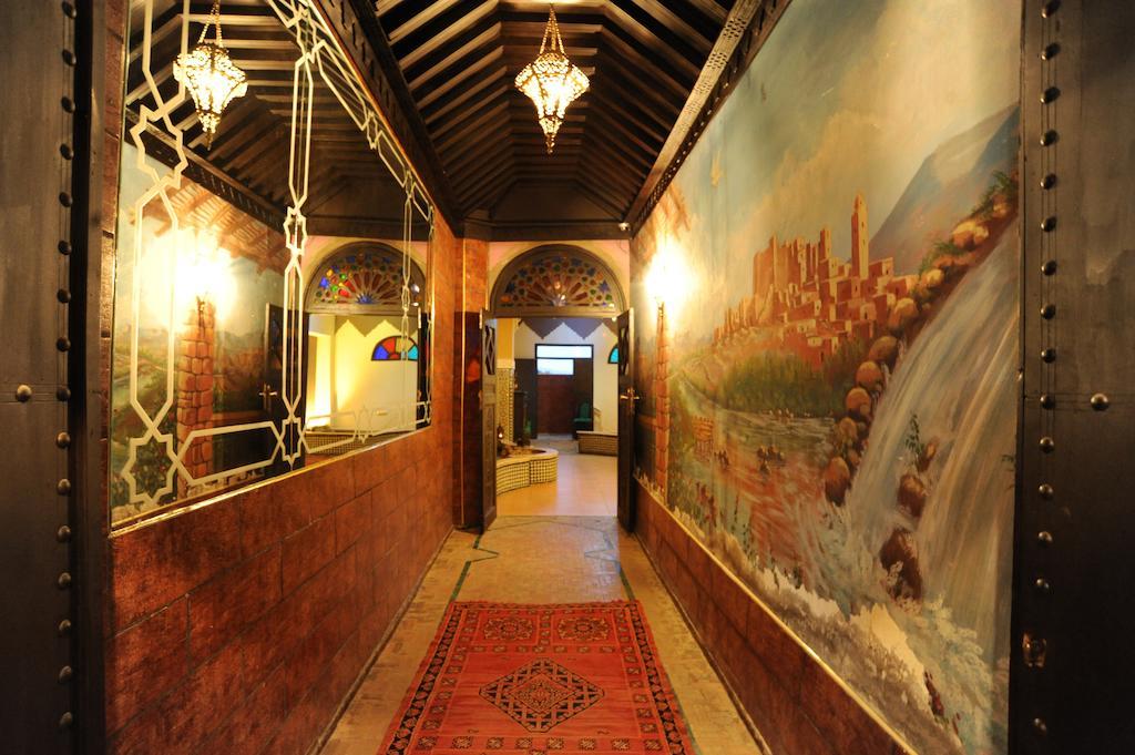 Collier De La Colombe Hotel Meknes Exterior photo